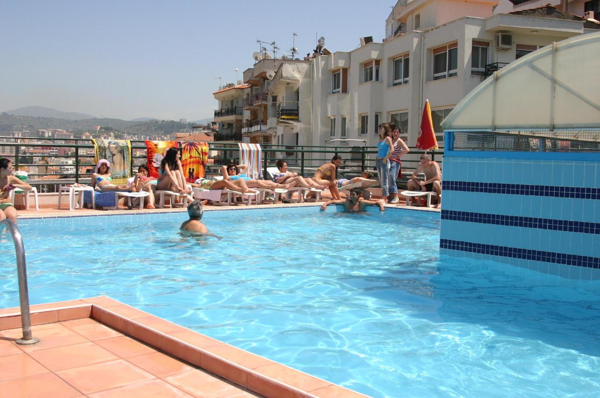 Kayhanbey Hotel Kusadasi Exterior photo